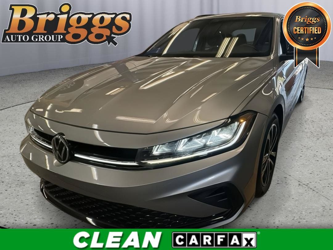Used 2025 Volkswagen Jetta Sport FWD image 1
