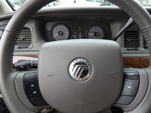 Used 2009 Mercury Grand Marquis LS image 20
