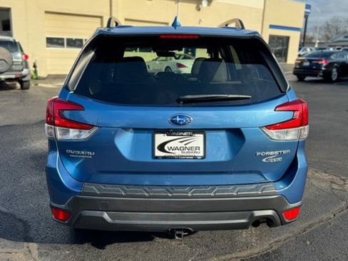 Used 2019 Subaru Forester Premium image 7