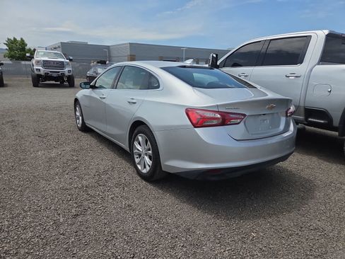 Used 2019 Chevrolet Malibu LT FWD image 3