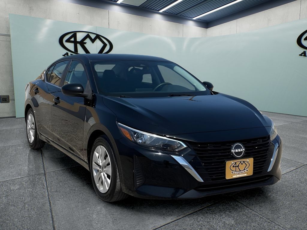 Used 2024 Nissan Sentra S FWD image 1