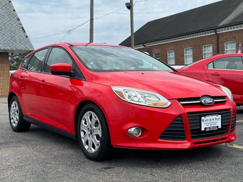 Used 2012 Ford Focus SE image 4