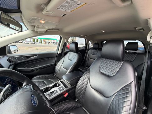 Used 2024 Ford Edge Titanium AWD/4WD image 12