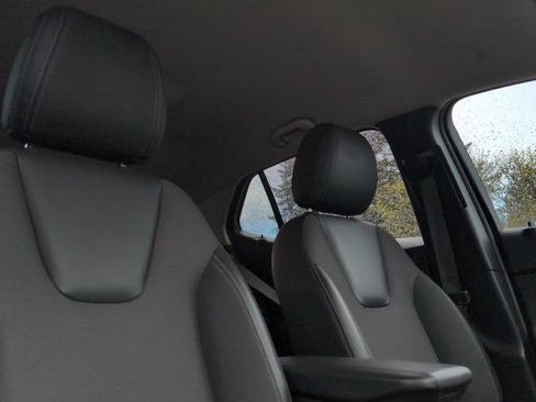 Used 2023 Buick Encore GX Select FWD image 17
