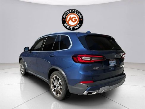 Used 2023 BMW X5 sDrive40i w/ Climate Comfort Package image 5