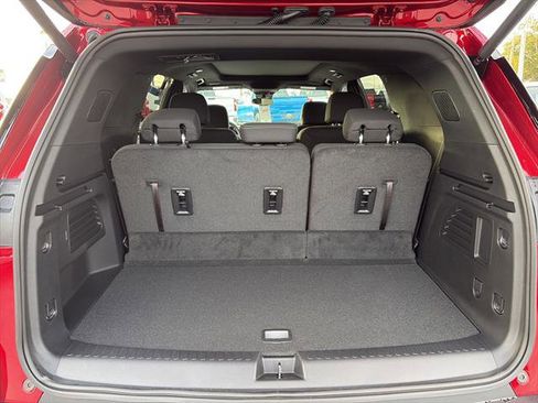 New 2026 Chevrolet Traverse LT w/ Sun and Wheel Package FWD image 12