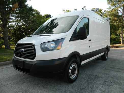 Used 2019 Ford Transit 250 148 Medium Roof RWD image 1