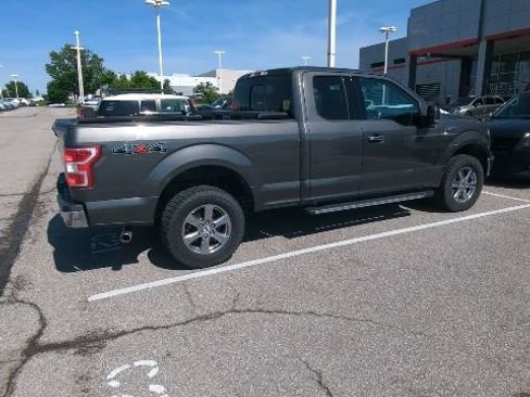 Used 2018 Ford F150 XLT w/ Equipment Group 302A Luxury AWD/4WD image 2