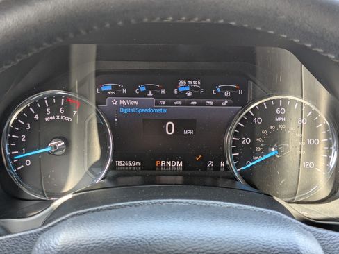 Used 2020 Ford Expedition XLT w/ Equipment Group 202A AWD/4WD image 22