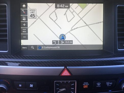 Used 2018 Genesis G80 3.3T Sport RWD image 15