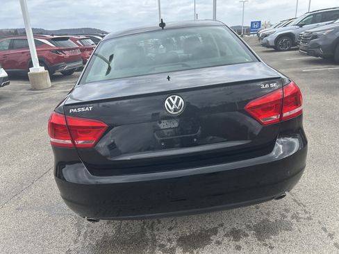 Used 2013 Volkswagen Passat 3.6 SE image 11