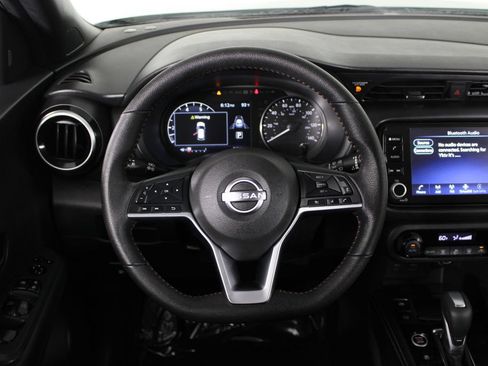 Certified 2024 Nissan Kicks SR FWD image 10