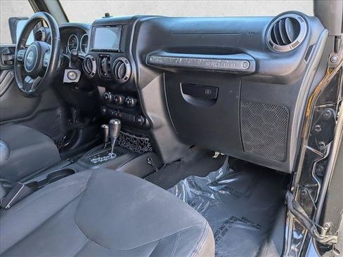 Used 2015 Jeep Wrangler Unlimited Sport w/ Quick Order Package 24S AWD/4WD image 20