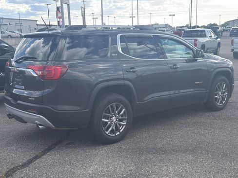 Certified 2017 GMC Acadia SLT AWD/4WD image 4