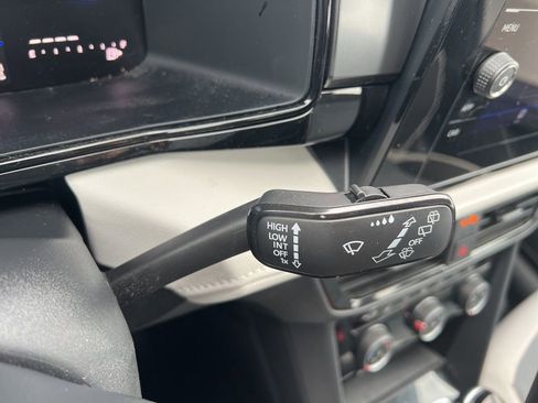 Used 2025 Volkswagen Taos S image 12