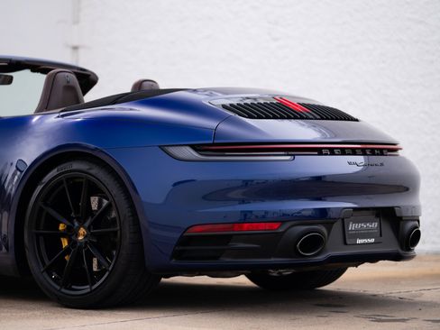 Used 2021 Porsche 911 Carrera S image 31