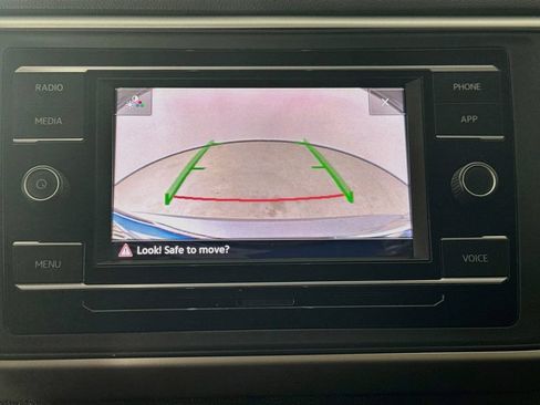 Used 2022 Volkswagen Atlas SE FWD image 16