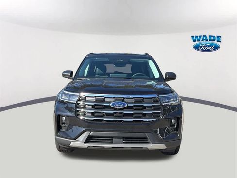 New 2026 Ford Explorer Active w/ Active Comfort Package image 2