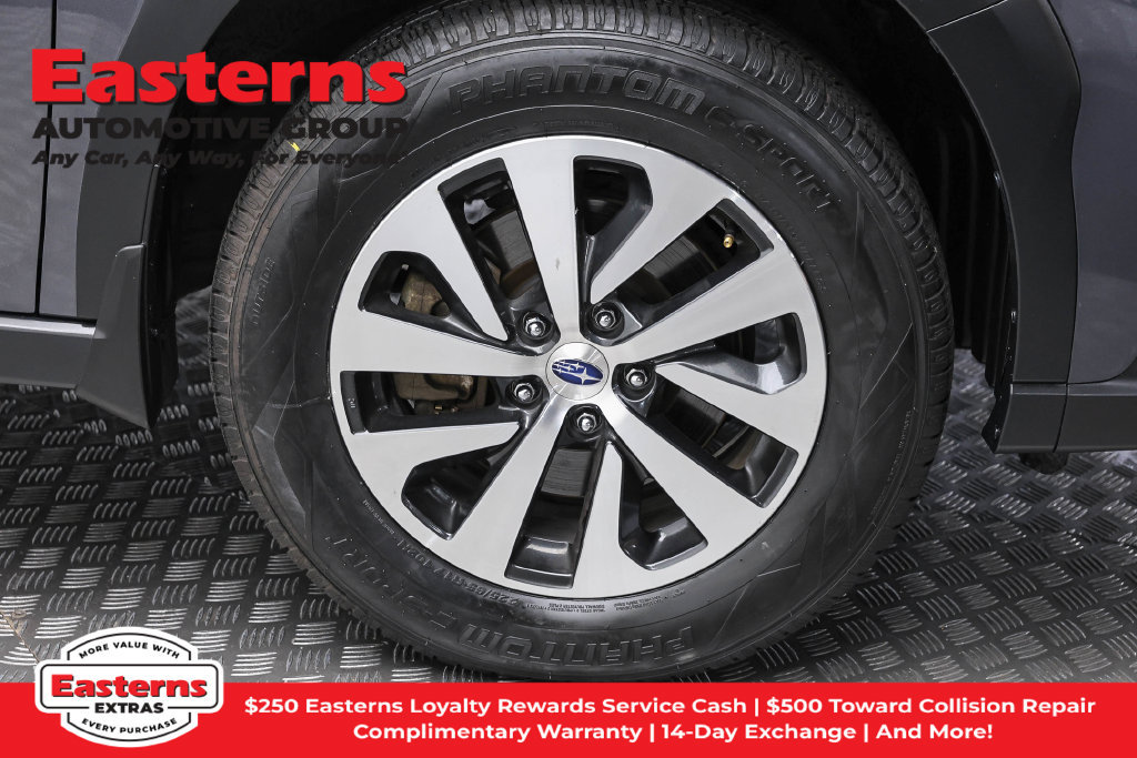 Used 2024 Subaru Outback Premium AWD/4WD image 31