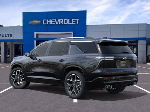 New 2026 Chevrolet Traverse High Country w/ LPO, Floor Liner Package FWD image 3