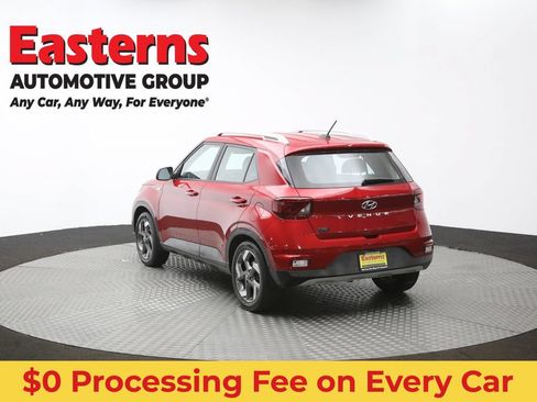 Used 2023 Hyundai Venue Limited FWD image 66