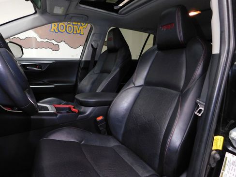 Used 2020 Toyota RAV4 TRD Off-Road w/ TRD Off-Road Weather Package AWD/4WD image 37