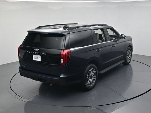 Certified 2025 Ford Expedition Active AWD/4WD image 44