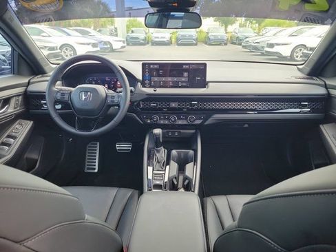 Used 2024 Honda Accord Sport image 2