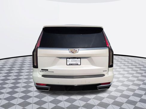 Certified 2021 Cadillac Escalade Premium Luxury AWD/4WD image 7