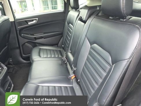 Used 2024 Ford Edge SEL AWD/4WD image 8