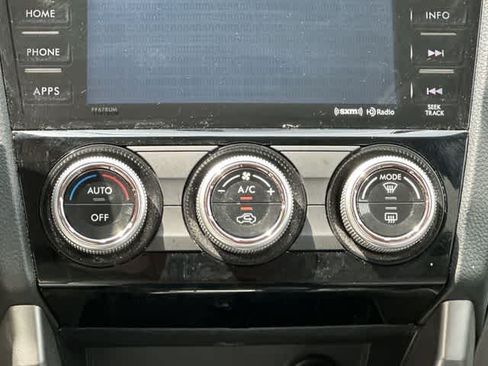 Used 2017 Subaru Forester 2.5i Premium AWD/4WD image 13