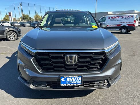 Used 2025 Honda CR-V EX image 2