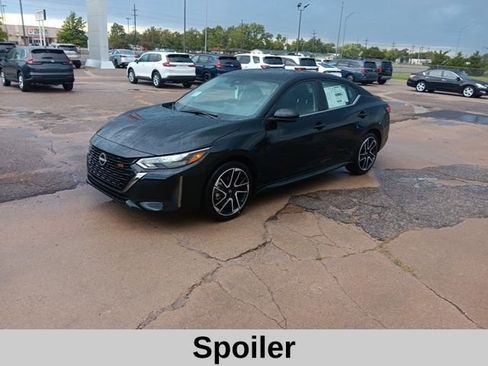 New 2025 Nissan Sentra SR image 9