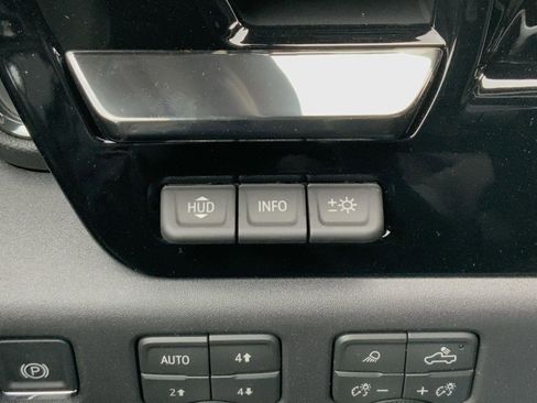 New 2026 Chevrolet Silverado 1500 ZR2 image 40