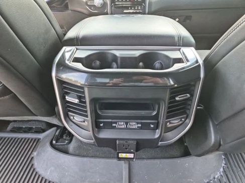 Used 2021 RAM 1500 Laramie RWD image 13