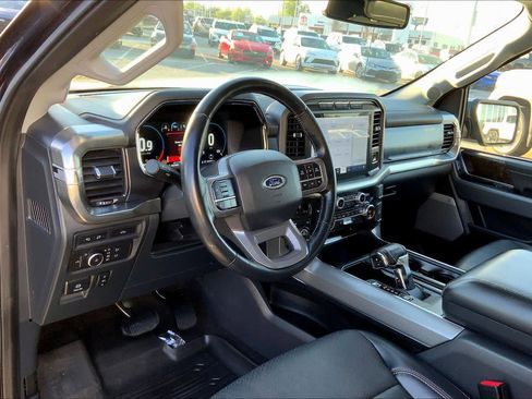 Used 2021 Ford F150 Lariat w/ Max Trailer Tow Package image 17