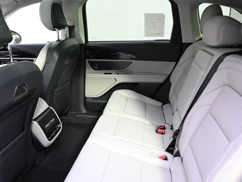 New 2026 Lincoln Nautilus Reserve AWD/4WD image 20