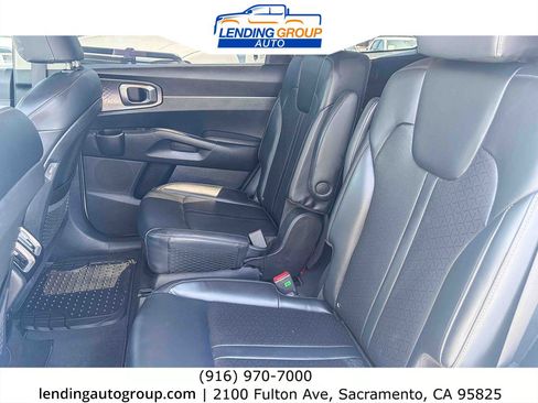 Used 2021 Kia Sorento S FWD image 17