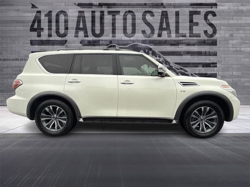 Used 2019 Nissan Armada SL image 2