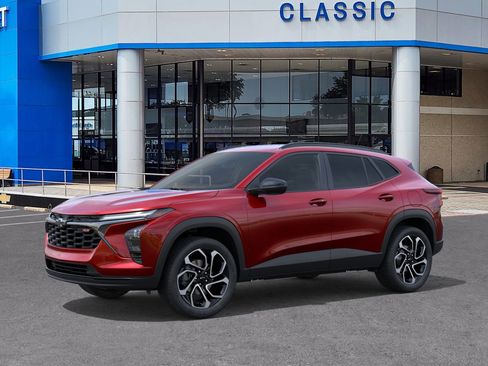 New 2026 Chevrolet Trax RS w/ Driver Confidence Package image 2