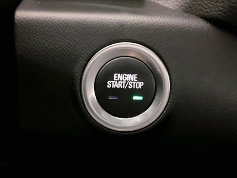 Used 2022 GMC Terrain SLE w/ Driver Convenience Package image 47