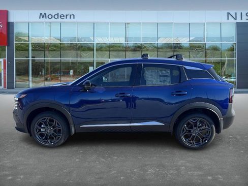 New 2026 Nissan Kicks SR image 7