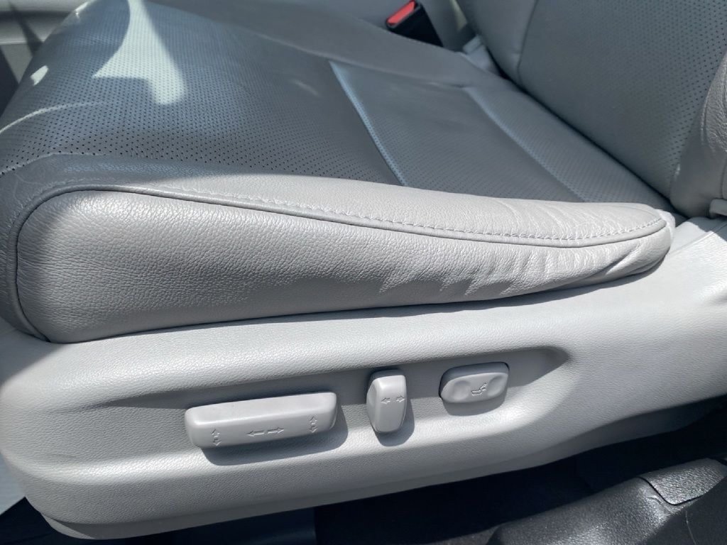 Used 2022 Honda Pilot Elite image 25