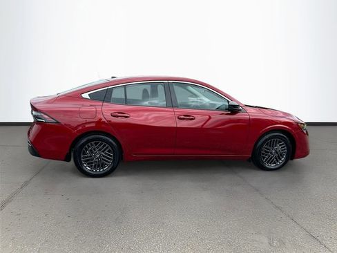 New 2026 Nissan Sentra SV FWD image 26