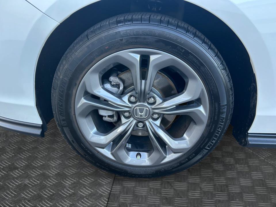 Certified 2024 Honda Accord EX image 31