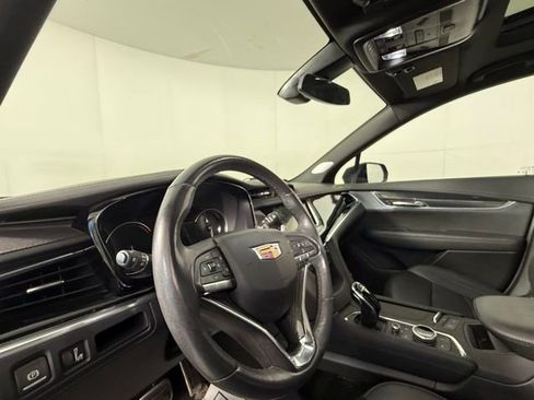 Used 2024 Cadillac XT6 Sport w/ LPO, Onyx Lite Package AWD/4WD image 17