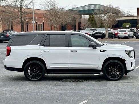 Used 2022 GMC Yukon SLT image 9