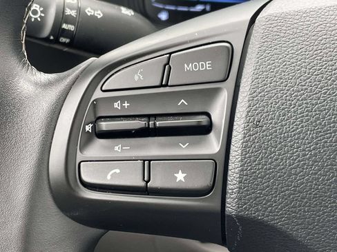 Certified 2026 Hyundai Venue SEL FWD image 22