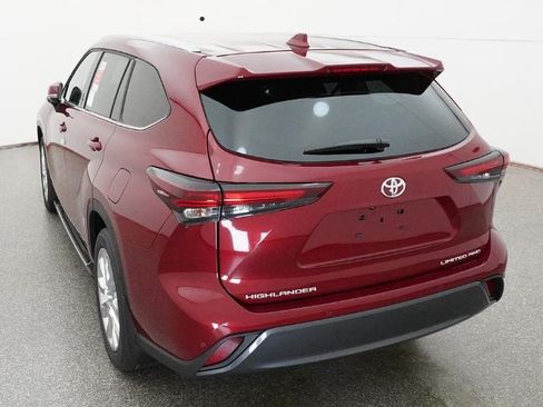 New 2026 Toyota Highlander Limited AWD/4WD image 57