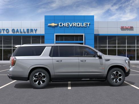 New 2026 GMC Yukon XL AT4 w/ AT4 Premium Package AWD/4WD image 6